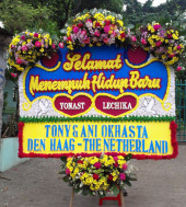 Bunga Papan Wedding Istimewa (Ukuran 2×1 M)