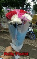 karangan bunga mawar valentine